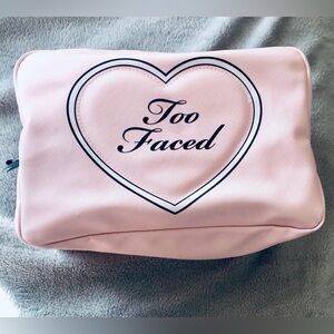 Too Faced Heart Design Pink Cosmetic Case Extra Large! EUC (SROOM)
